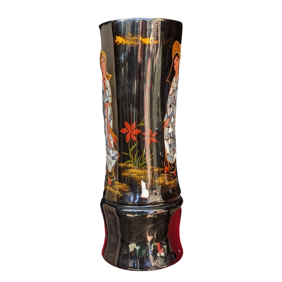 Flying Horse Footed Lacquer Vase with Mother of Pearl Abalone Inlay Hand Painted - Picture 5 of 10